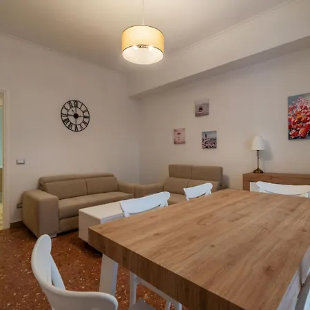 Guesthost - Trastevere Portuense Apartmán *